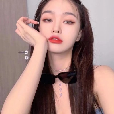 为黛茜小姐开车